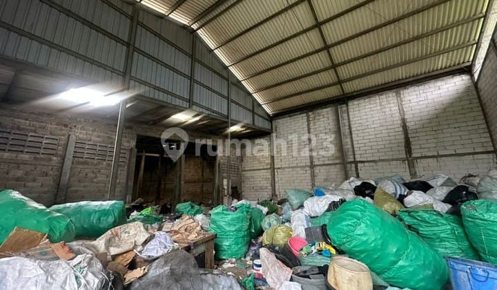 Murah Poll,Gudang Kyai Tambak Deres, Surabaya, Strategis