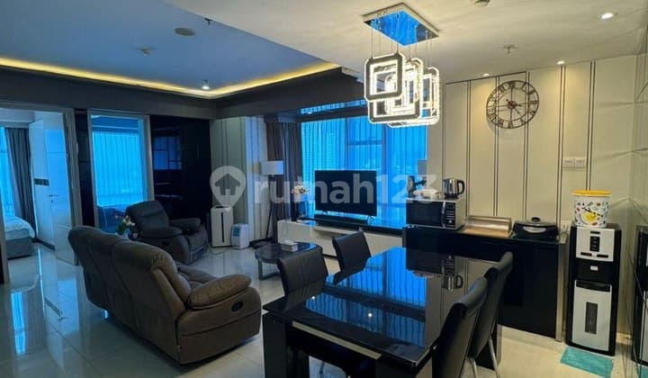 Apartemen La Riz Mansion Connect Pakuwon Mall, Private Lift