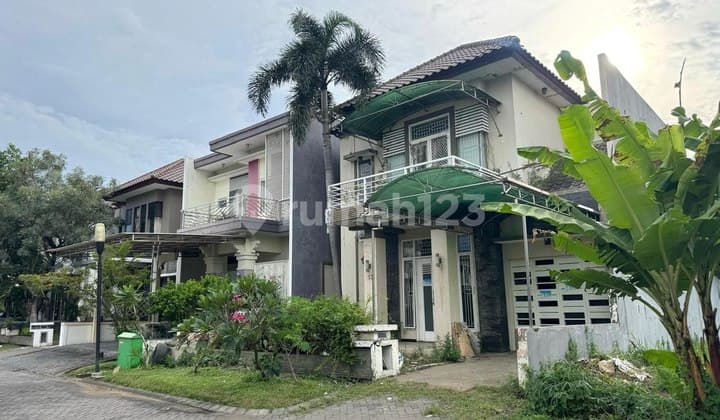 Rumah Royal Residence,Strategis Cluster Depan, Seberang Club House Persis