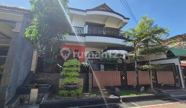 Kebonsari Elveka Luxury House, South Surabaya Near Gayungsari