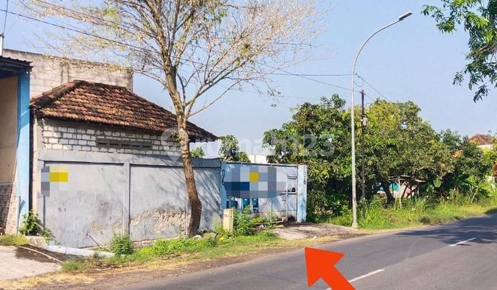 Gudang Nol Jalan Raya Benjeng Gresik Hadap Utara
