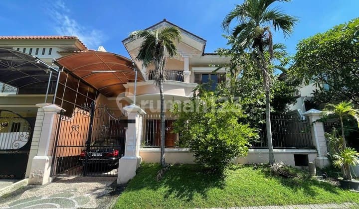 Rumah Graha Family, Perumahan Elite Surabaya Barat, Strategis Dekat Komplek Soho Graha Family (Graha Padel, Expat Coffee, Dll)