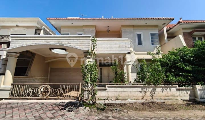 Regency 21 House, East Surabaya, Strategically Located Near Ar Hakim Main Road