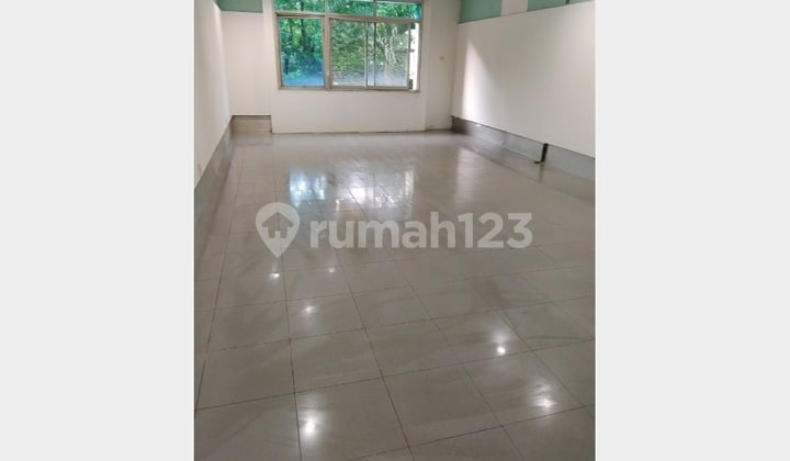 Ruko 4 Lantai Siap Pakai Abdurahman Saleh
