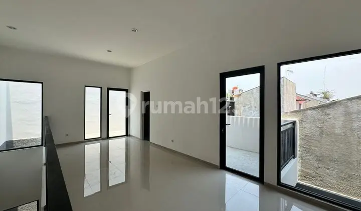 Rumah Baru Siap Huni Taman Kopo Indah 2 Bandung