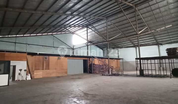 Gudang Muat Truck 40Ft Siap Pakai Cibolerang Bandung