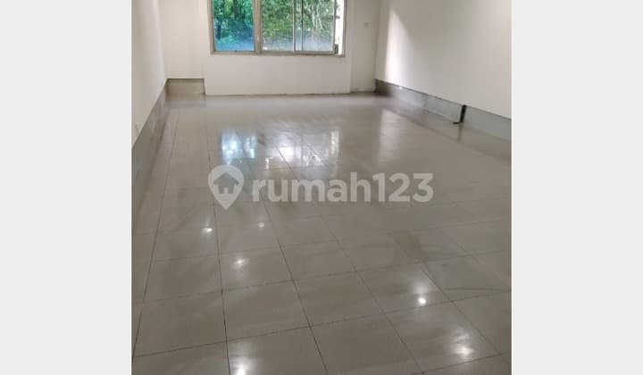 Ruko 4 Lantai Siap Pakai Abdurahman Saleh