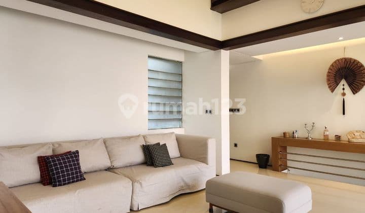 Rumah Siap Huni 3 Lantai di Awiligar Bandung Utara