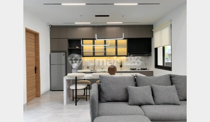 Fully Furnished House Ready for Occupancy in Kota Baru Parahyangan, Bandung