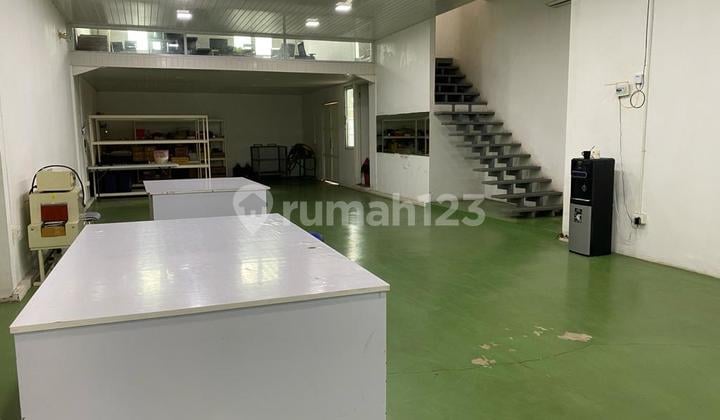 Ruang Usaha Siap Pakai Ex Pabrik Tangerang Selatan