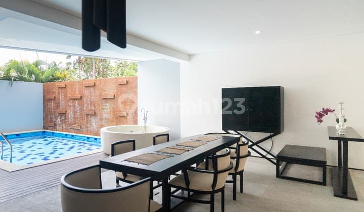 LUXURY FULLY FURNISHED VILLA NUSA DUA BALI