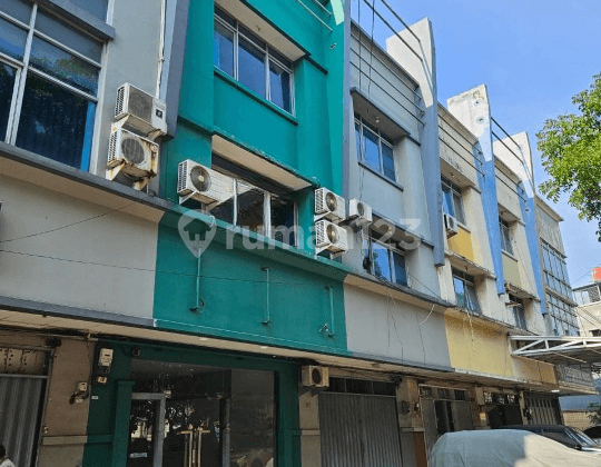 Ruko 4 Lantai Siap Pakai Abdurahman Saleh