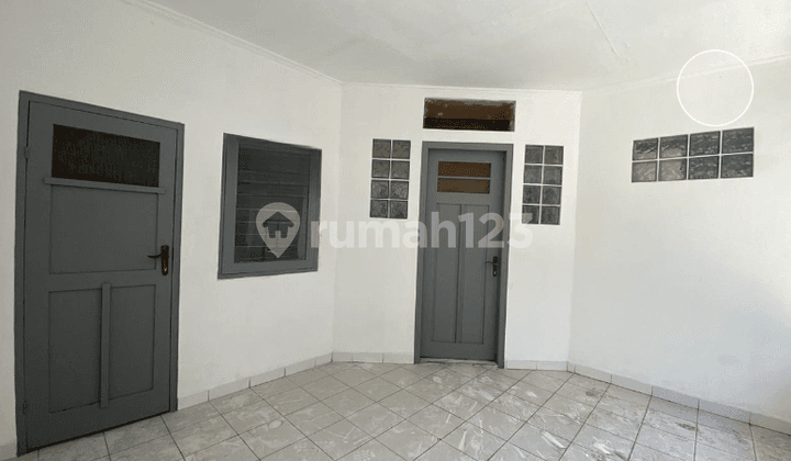 Ruang Usaha Siap Pakai di Mainroad Sunda, Bandung