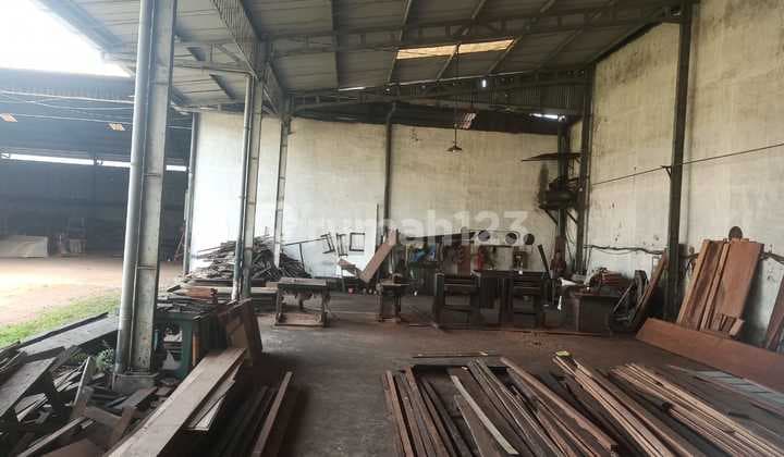Dijual Tanah Bonus Gudang di Singosari Lokasi Strategis