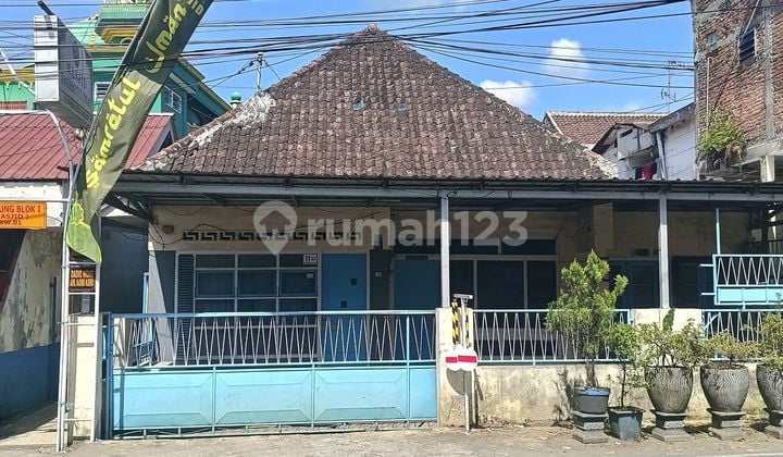 Dijual Rumah Hitung Tanah di Jalan Raya Galunggung