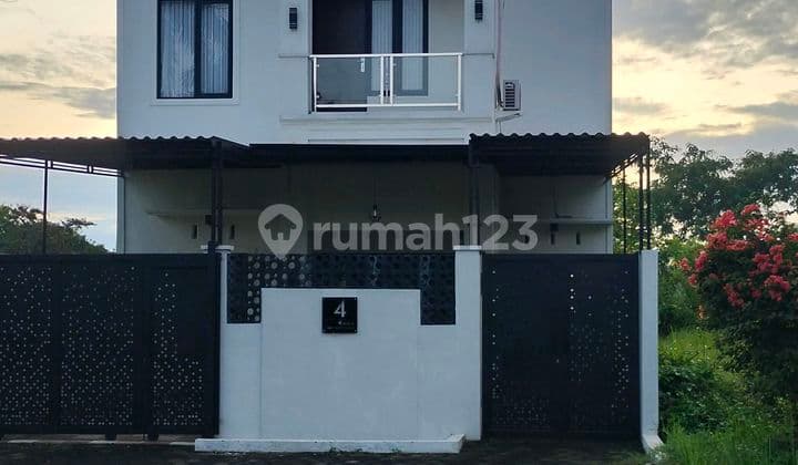 Rumah Baru di Tidar Kota Malang.lokasi Strategis