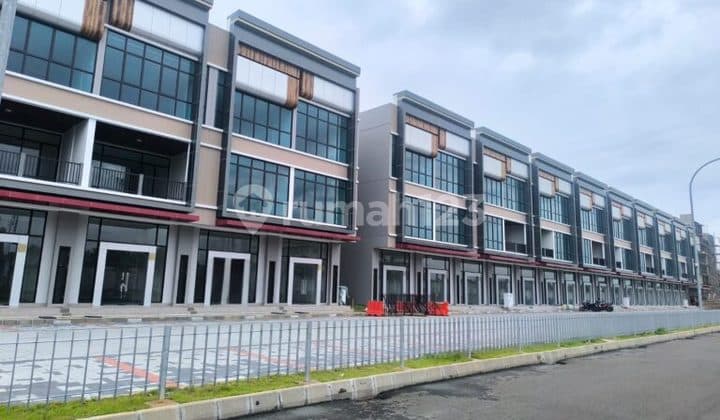 Disewakan Ruko Crystal Hadap Jalan Raya