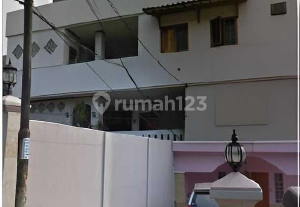 Rumah di Komplek Batan Lebak Bulus Jakarta Selatan