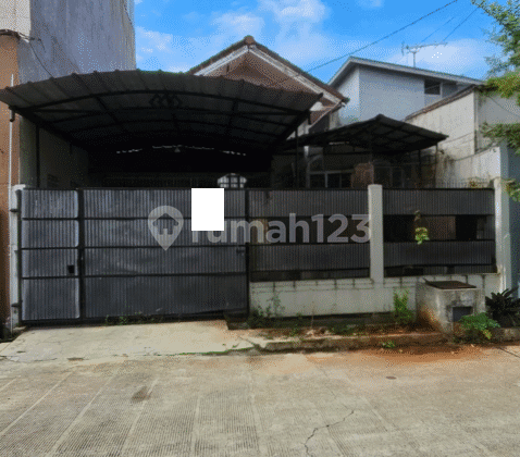 Dijual Rumah Luas dan Murah Lokasi Strategis di Taman Harapan Baru Bekasi