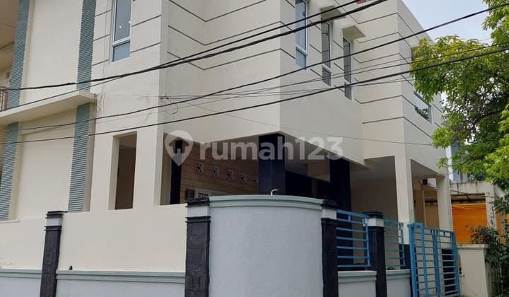 Dijual Rumah Hook Siap Huni di Kelapa Gading Jakarta Utara