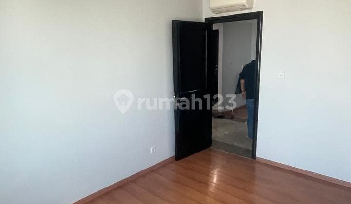 Apartemen Riverside Muara Karang Dekat Sekolah Permai