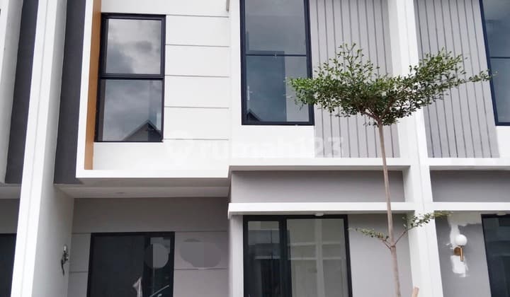 Jual Rumah Baru Bagus Minimalis 2lt Murah dekat Pakuwon&Merr