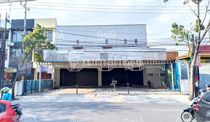 Dijual Ruko Murah 2Lt/Kantor/Tempat Usaha Raya Ciliwung Blimbing Mlg Sangat Strategis Lebar 18M Cocok untuk Kuliner,Klinik,Kantor,Gym Spa Salon,Supermarket,Indomaret.parkir Luas Traffic Ramai 24 Jam