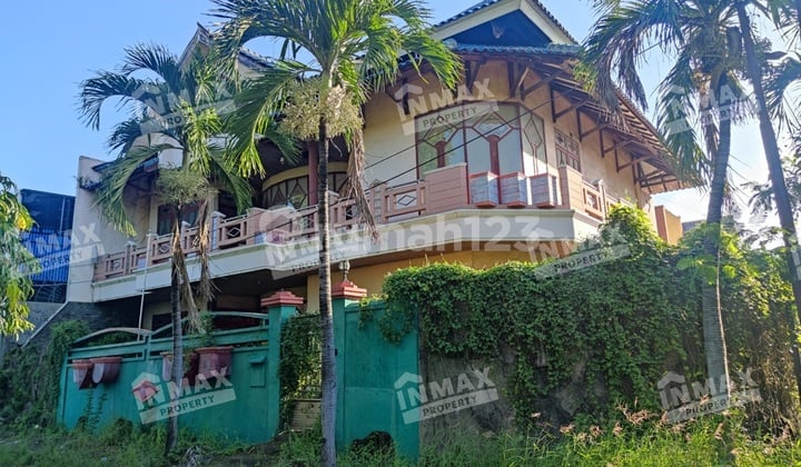 Dijual Rumah 2 Lantai Besar Hook Dekat Merr,Iph & Superindo B U
