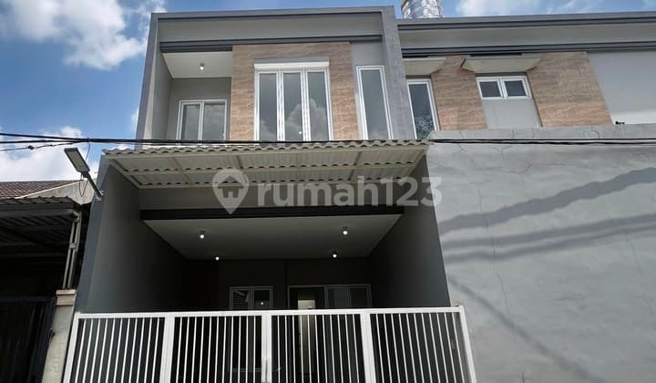 Dijual Rumah Baru Minimalis 2Lt Murah Siap Huni Pondok Tjandra Merr Surabaya-Sda SHM Dekat Sekolah Petra, Exit Tol, Rungkut Bonus 3 Ac Water Heater Kanopi Tandon bisa KPR
