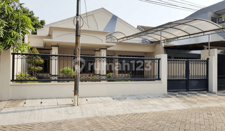 Disewakan Rumah Siap Huni 2Lt Darmo Permai Luas 207 Ada 4 Kamar Full Furnished Terawat Dekat Sekolah Petra 1 Pakuwon Mall Ptc Kampus Unesa National Hospital Harga Nego