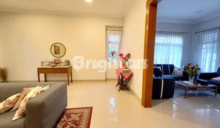 Rumah Posisi Hook Siap Huni Dekat Pasar Induk Kramat Jati Jaktim