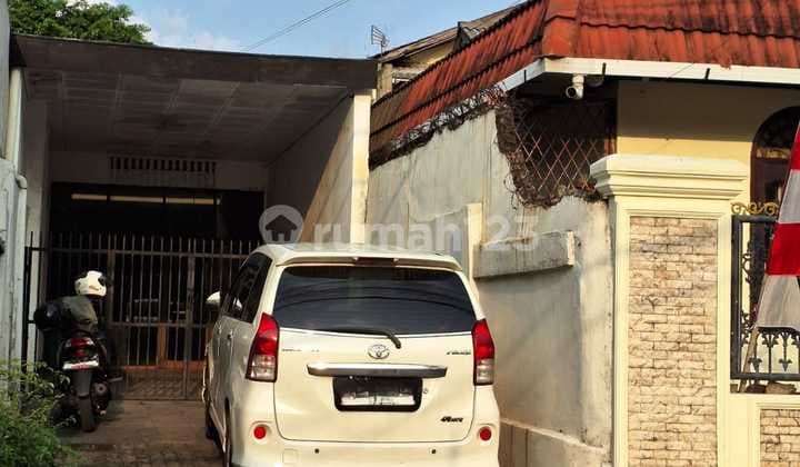 Rumah Luas & Strategis di Cililitan Cocok untuk Kantor atau Usaha