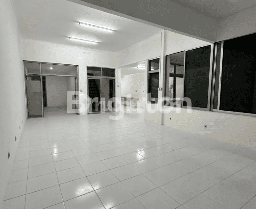 RUKO STRATEGIS DI MELAWAI KEBAYORAN BARU, JAKARTA SELATAN