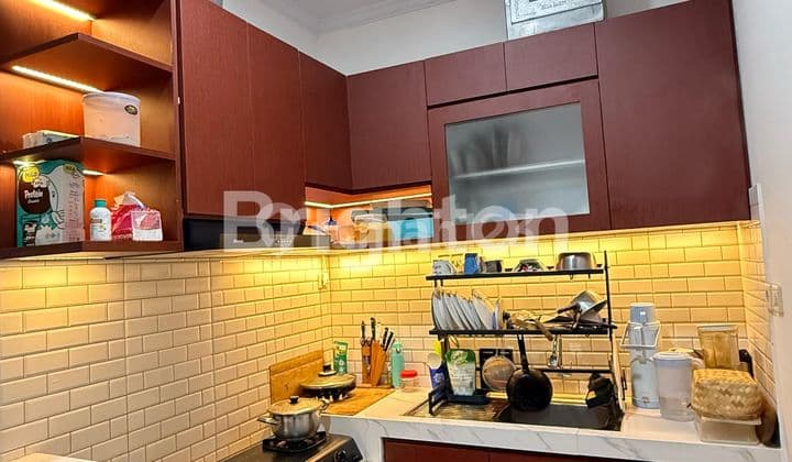 Rumah 2 Lantai Siap Huni Strategis di Ciracas Jakarta Timur