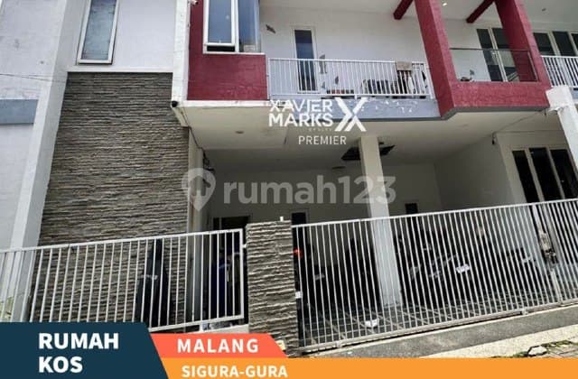 h082 Kost Eksklusif 2 Lantai, Full Furis dekat Area Mahasiswa