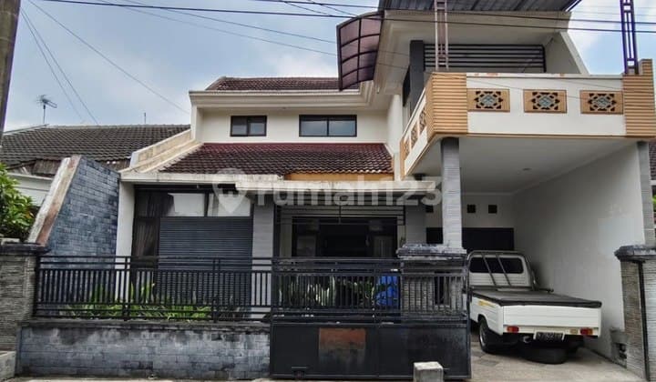 h093 2-story House Can Be Used for Business as Boarding House or Homestay in Sulfat Malang