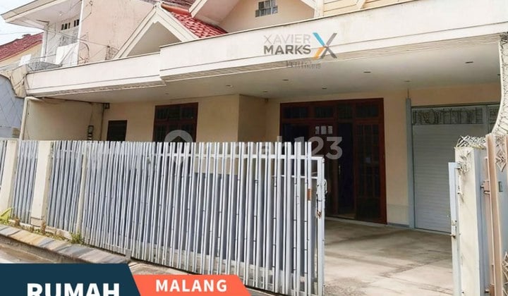 I114 Rumah 3 Lantai Dekat Pasar Tawangmangu dan Banyak Fasum