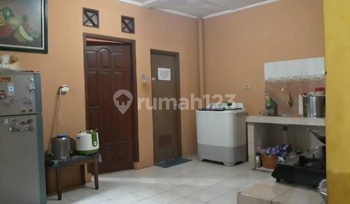 Comfortable and Move-in Ready House in Pondok Pucung Indah Area, South Tangerang