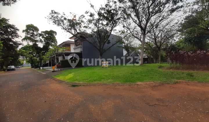 Spacious Land Hook Ready to Build in Amarila Avani Cluster, BSD, Tangsel