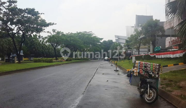 Kavling Pinggir Jalan Utama di Bintaro Sektor 8, Tangerang Selatan