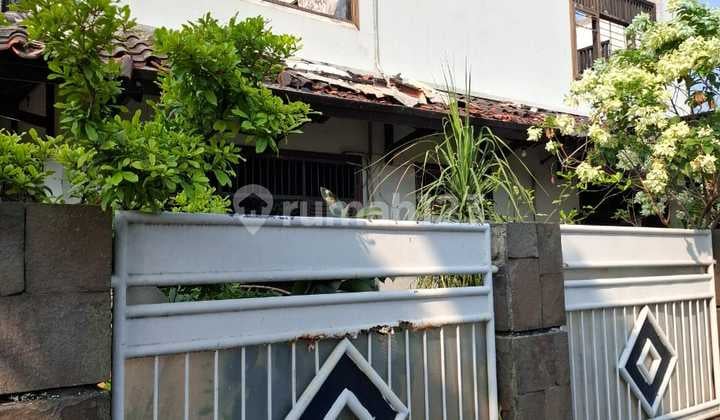 Rumah Bagus di Jl Bendi Raya Kebayoran Lama Jakarta Selatan