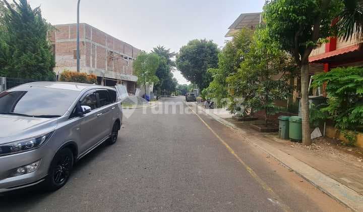 Rumah Bagus di Melia Grove Graha Raya Bintaro Jaya.