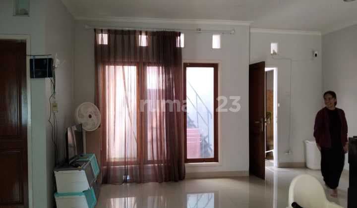 Rumah Bagus Di Taman Sari Pesona Bali Kampung Ubud Cirendeu