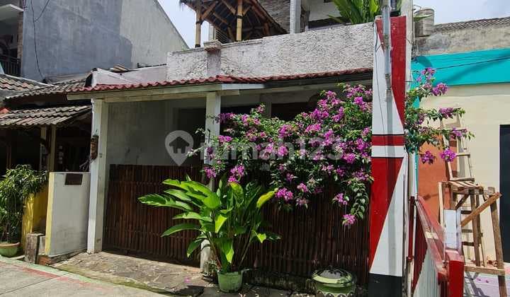 Rumah Bagus Di Jl Arjuna Reni Jaya Baru Pamulang Tangerang Selatan