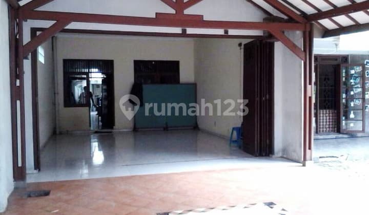 Rumah Nyaman dan Siap Huni di Kawasan Cilandak, Jakarta Selatan