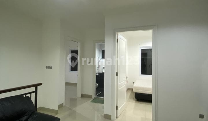 P Lk Disewakan Rumah 7,5X18 Furnished di Casa Goya Park Min. 2 Th
