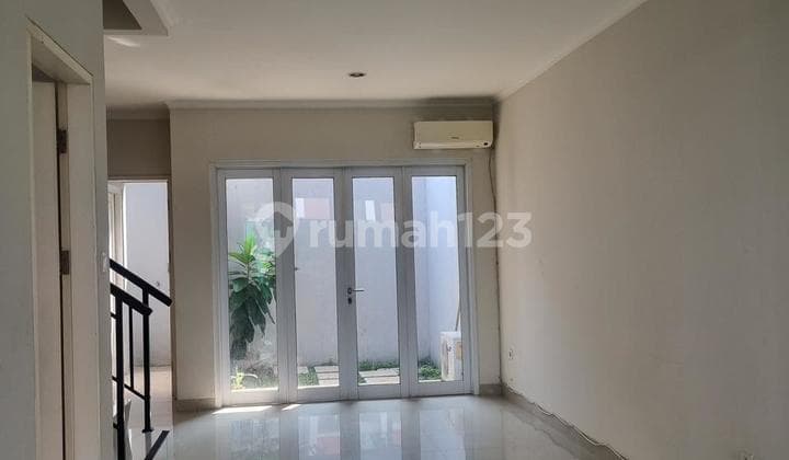 16V Dy For Quick Sale House in Green Shn