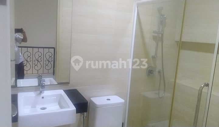4 V Lk Disewakan Cepat Rumah di Green Lake City 3+1 Br