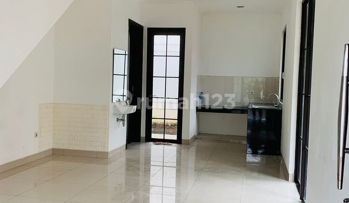 26 V Lk For Rent Fast House in Green Village