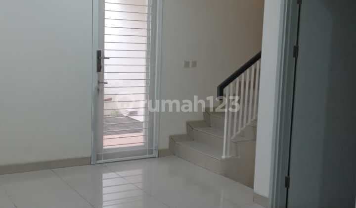 For Sale Fast 8X15 House at Green Lake